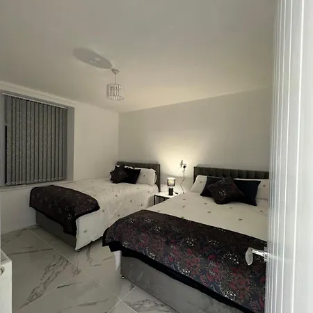 Luxury Travis House Apartment Burnley Exterior photo