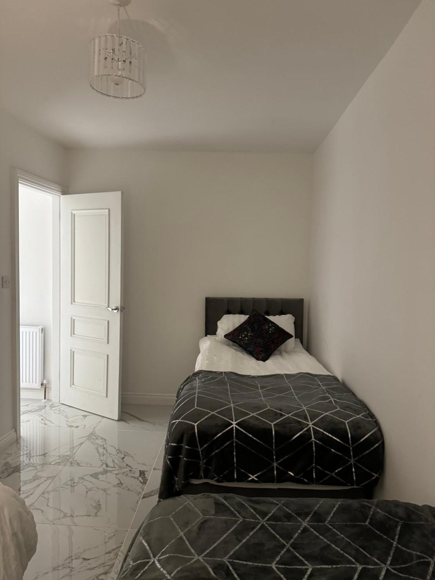 Apartment Luxury Travis House *